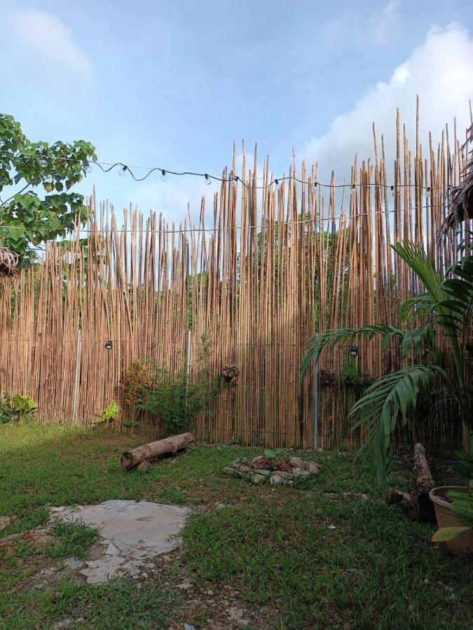 Onur Inn El Nido Exterior photo